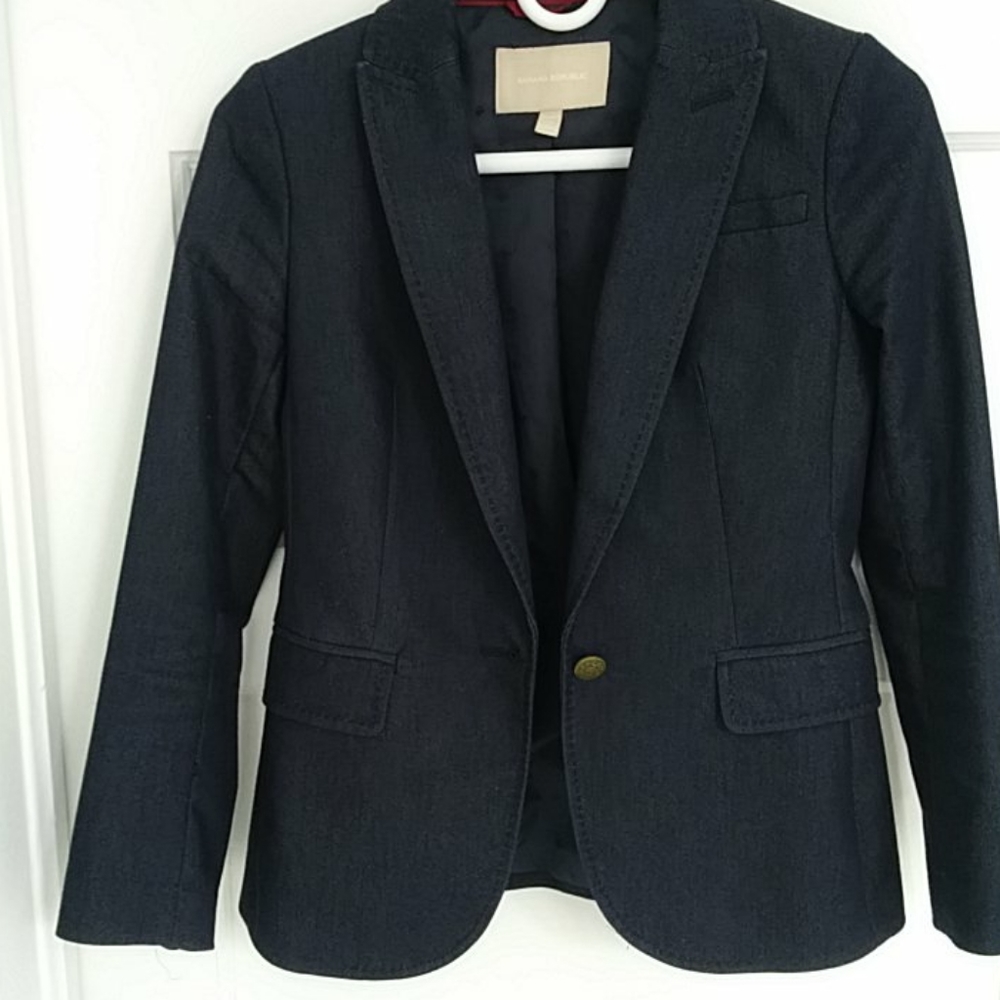 Banana Republic blue blazer